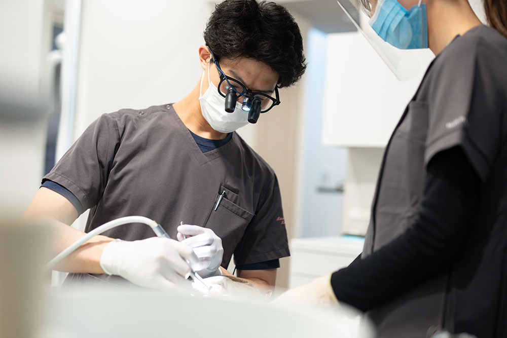 患者さまと二人三脚。地域に根付く総合的な歯科医院